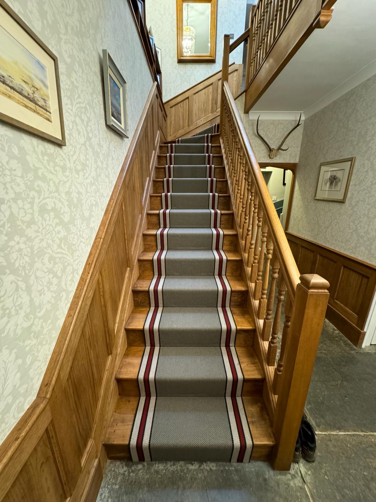Fleetwood Fox Runner - Going Up The Stairs Of A Beautiful Wooden Staircase