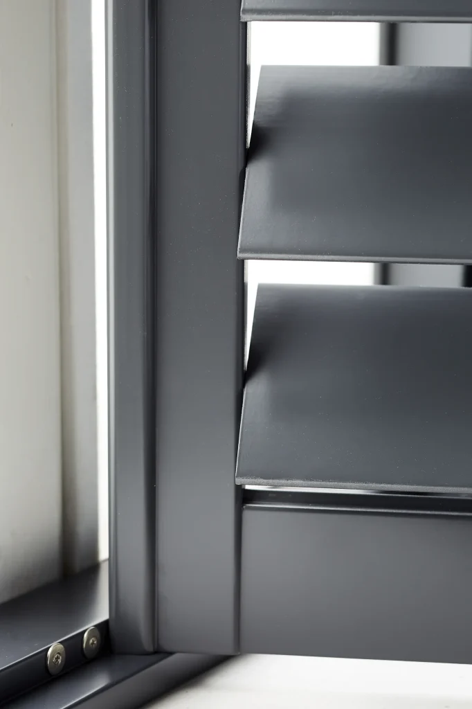 Black, shutter detail